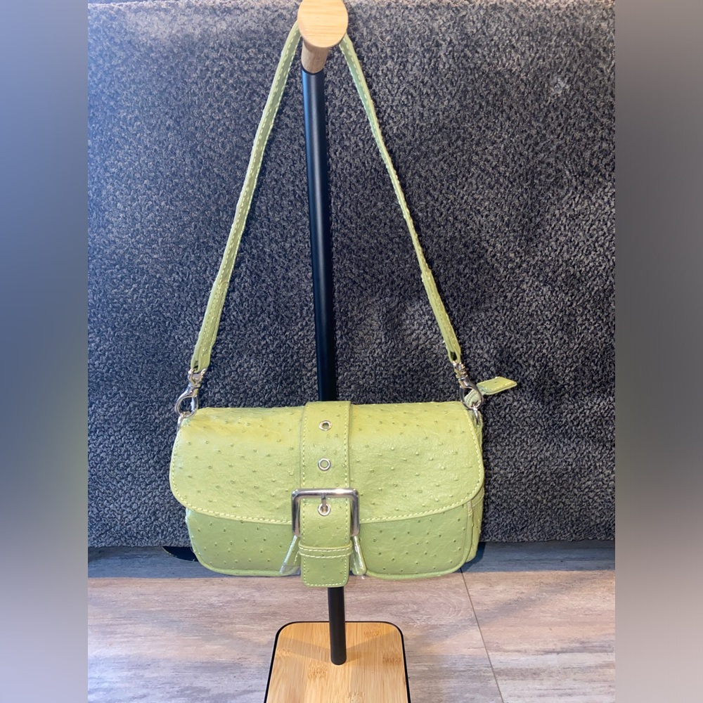Butterfly brand olive green purse. NWOT. - Picture 2 of 12